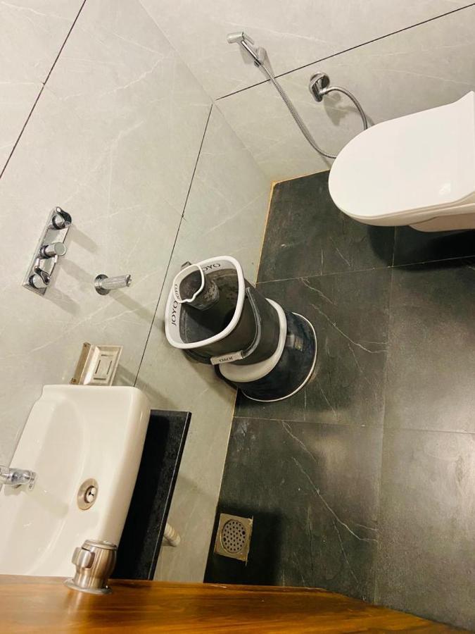 Hotel Anand Ujjain Extérieur photo